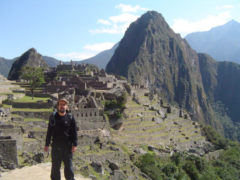 Eu com Wayna Picchu atraz