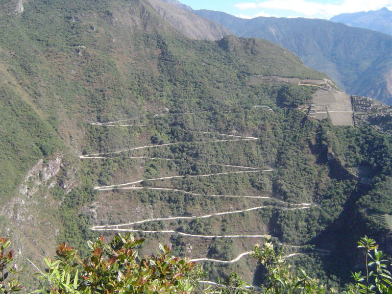 Caminho de subida para machu Picchu