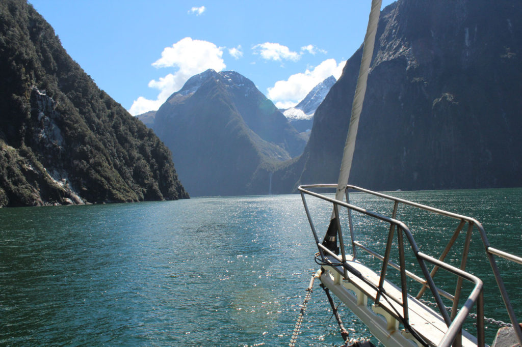 Milford sound ship tour