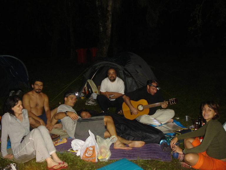 Festa no camping