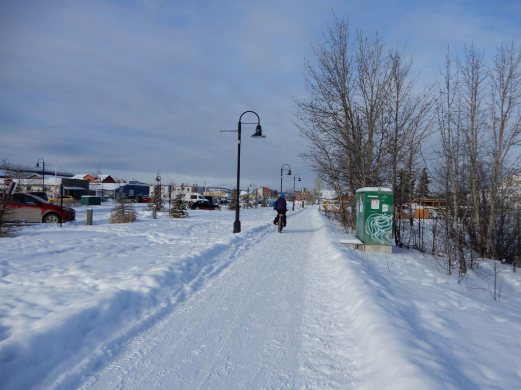 front Yukon river trail