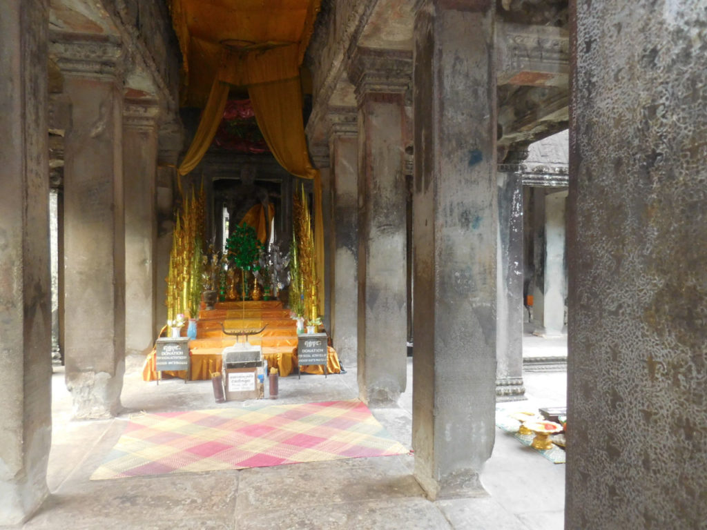 Camboja - Seam Reap - Angkor Wat - 1000 Buddhas gallery