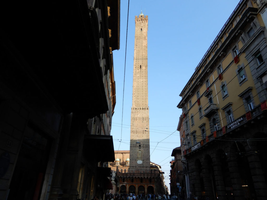 Italia- Bologna - degli Asinelli top