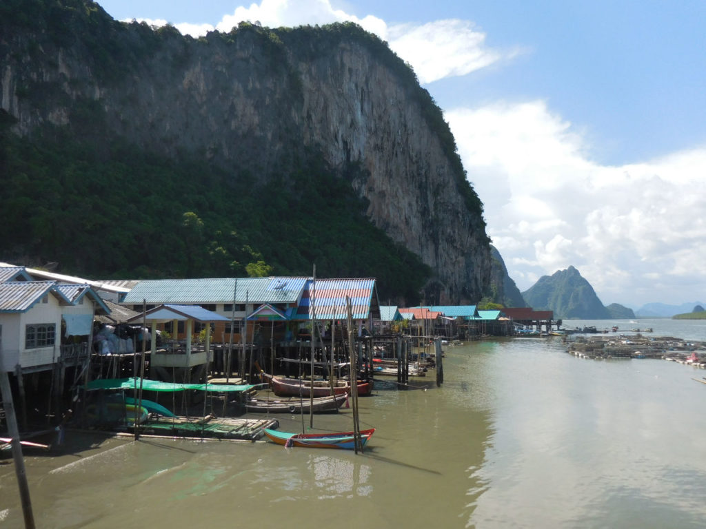 Thailand - Koh Panyee - flooting island