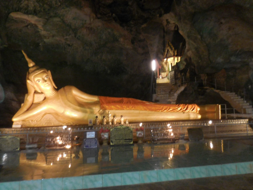 Thailand - Monkey cave Buddha