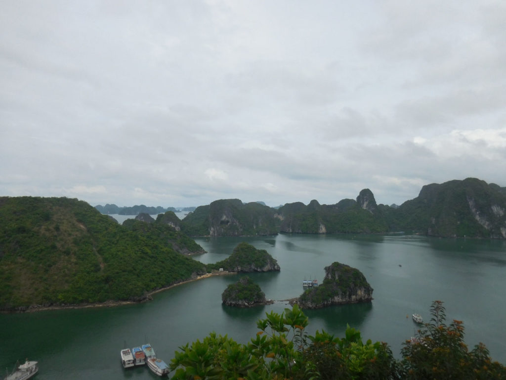 Vietnã - Ha Long Bay - view from Ti Top Summit