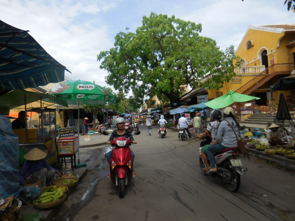 Vietnam - Hoi An - main street