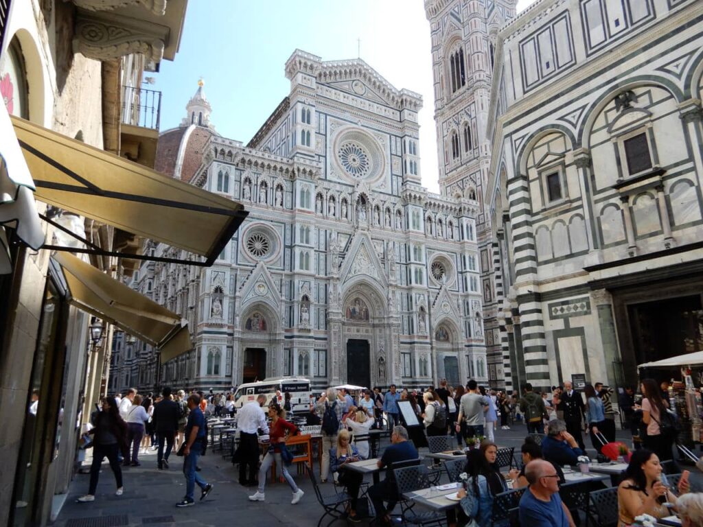 Italy - Florence - Dome entrance