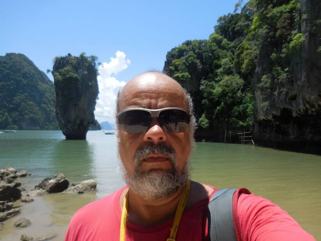 Khao Phing Kan ( James bond island)