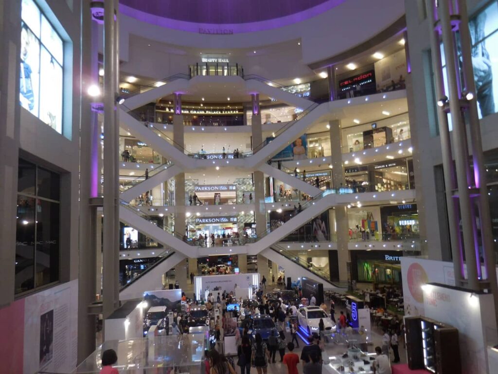 Petronas tower - KLCC shopping center
