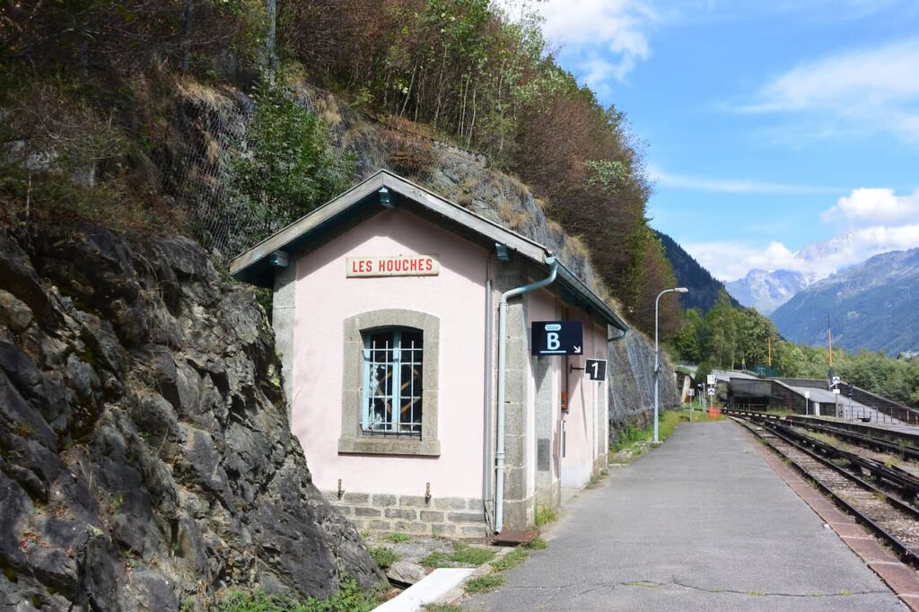 Les houches station