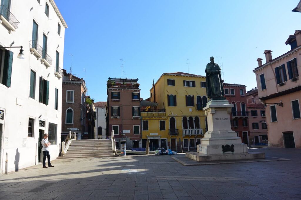 Monument to Paolo Sarpi